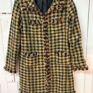 VINTAGE CHANEL boucle’ tweed jacket Karl Lagerfeld/80s/90s signature raw fringe